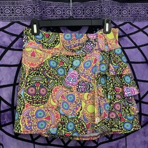 Dona Jo tennis skort with unique skull design. Great condition, no imperfections